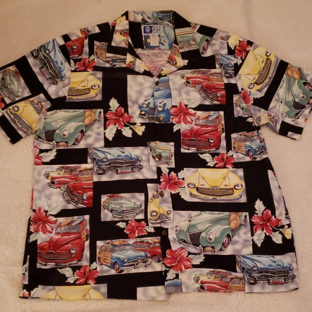 Men's sz XL casual car shirt